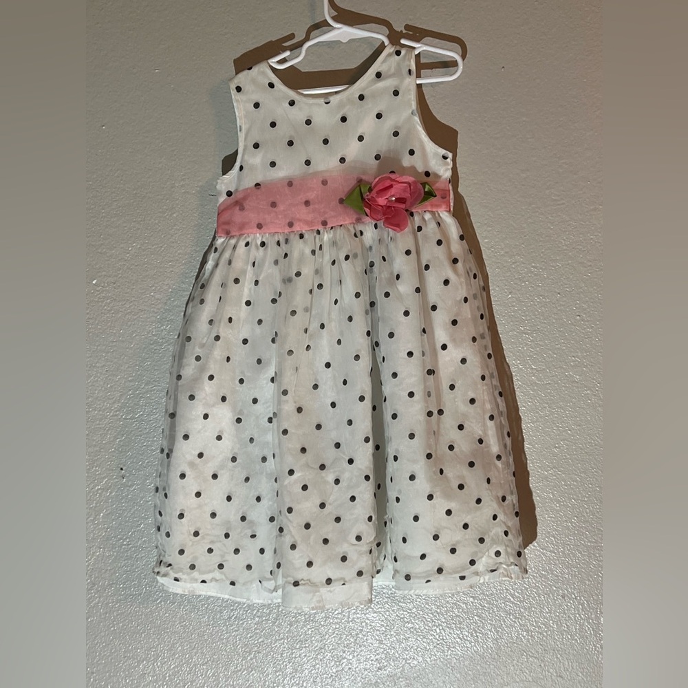 Little girls easter dress with flower